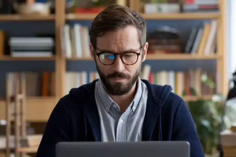 Bruk av ai og kopiering: hva gjelder for tekst og bilder laget med kunstig intelligens?